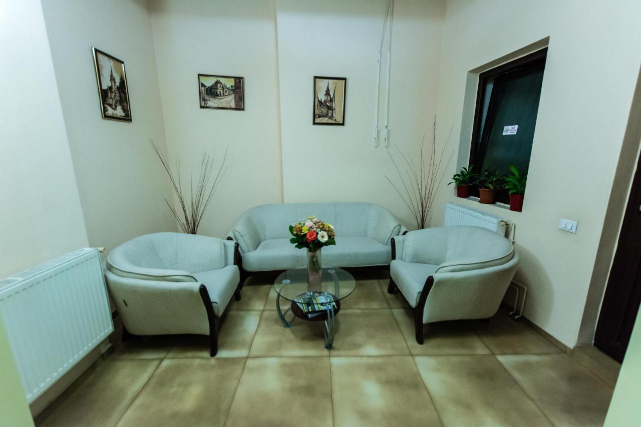 Hotel Ferdinand Constanta Bagian luar foto